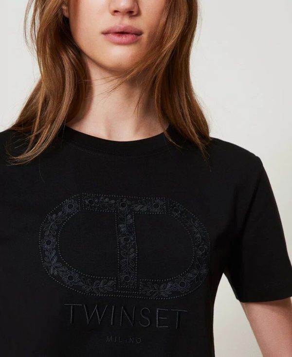 T-shirt ricamata twin set pe25 art. 251tp2072